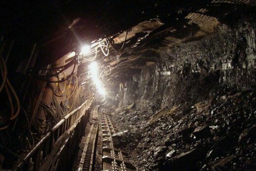 در حادثه ریزش معدن خاک نسوز شهید نیلچیان، فوت ۲ کارگر