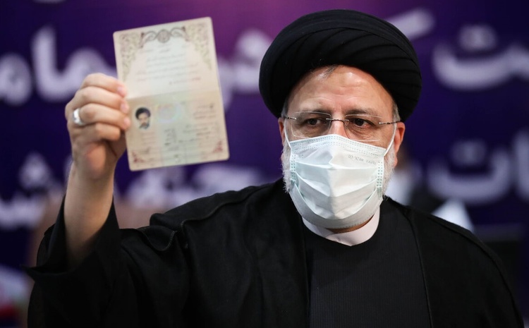 پشت پرده ماجرای افزایش قیمت بنزین در آبان ۹۸/ آقای روحانی علی‌رغم شعار‌ آزادی از ۱۹۸ نفر شکایت کرد