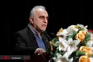 ادعاهای همتی در مناظره و واکنش وزیر اقتصاد