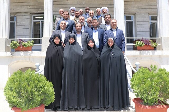 عدم اقبال عمومی به اصلاح طلبان، اختلاف گسترده اصولگرایان/ تهران ۱۴۰۰ شهری بر لبه تیغ؟