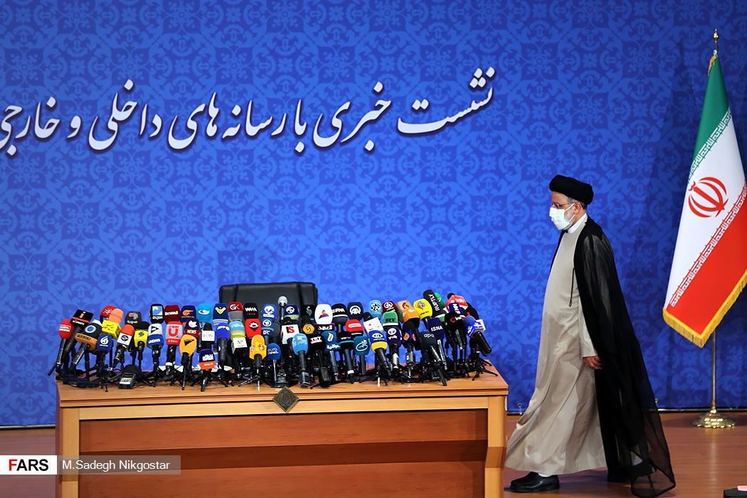 نخستین نشست خبری هشتمین رییس جمهوری ایران