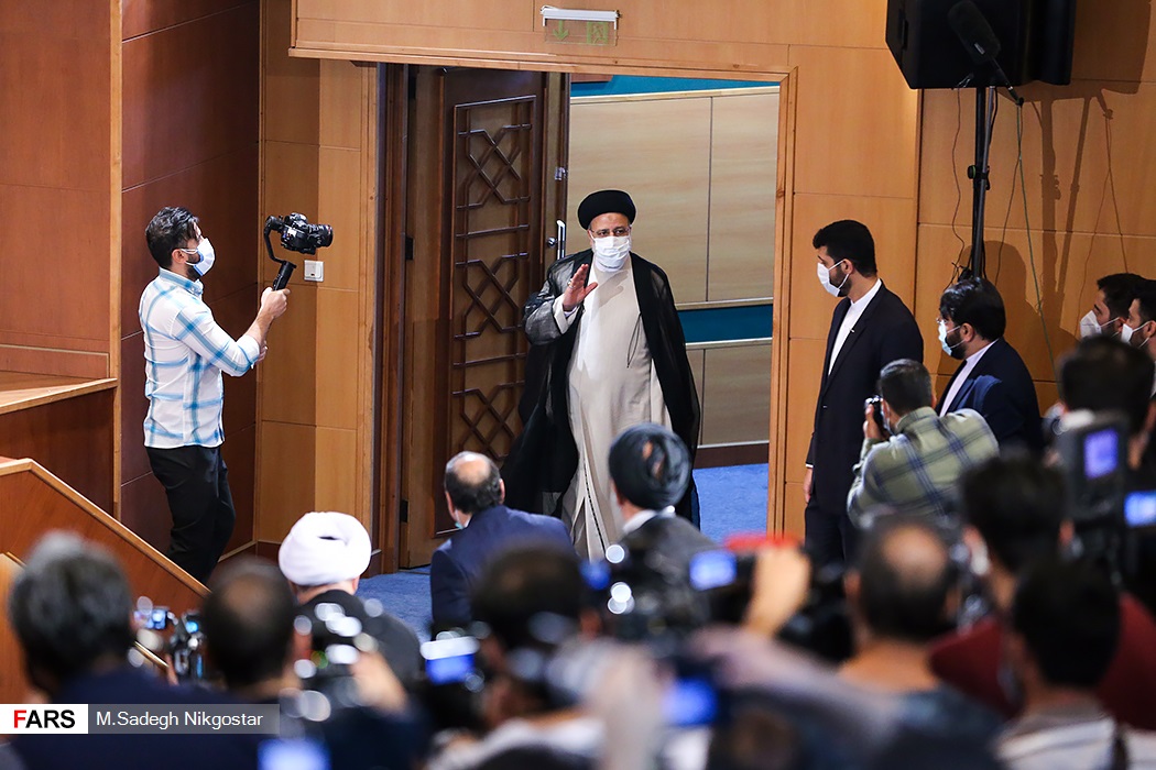 نخستین نشست خبری هشتمین رییس جمهوری ایران