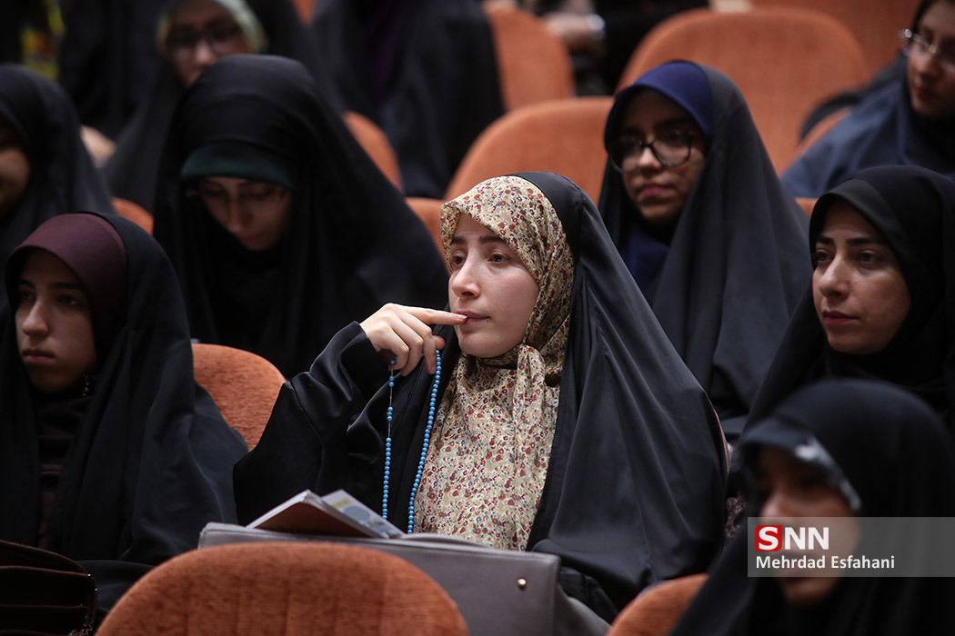 معاونت زنان دولت سیزدهم؛ عبور از بازی‌های سیاسی تا رسیدن به دغدغه‌های حقیقی