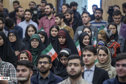 بین تشکیلاتسازی خواهران و برادران تفاوت مبنایی وجود دارد/ خانوادهها در میزان فعالیت دختران در تشکلها چه نقشی دارند؟