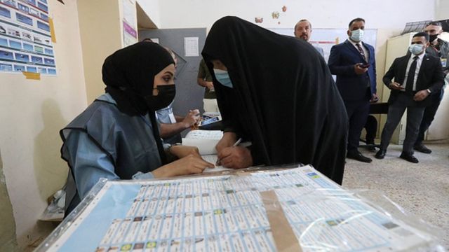مقتدی‌صدر:‌ تاخیر در اعلام نتیجه انتخابات عراق به ضرر مردم خواهد بود