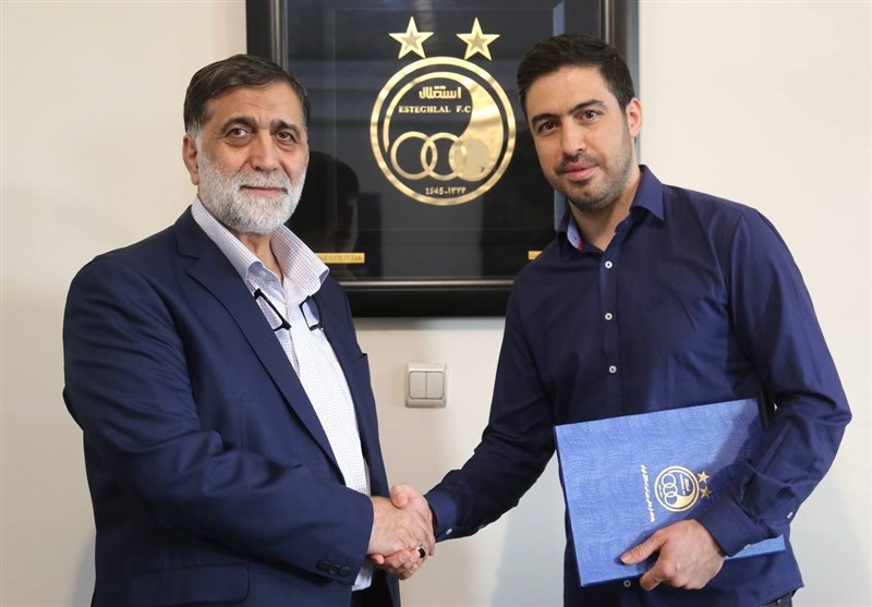 همه پیشکسوتان باید از مجیدی حمایت کنند