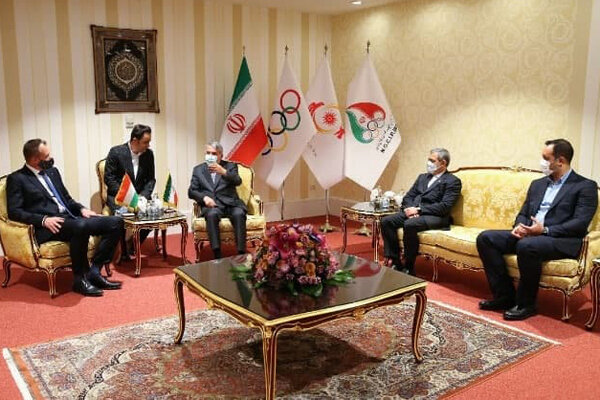 تفاهم نامه همکاری ورزشی میان ایران و مجارستان امضا شد
