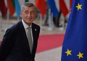 حالا جمهوری چک بعد از حضور ۴ ساله این میلیاردر پوپولیست، دولتی جدید با رویکردی نزدیک به اتحادیه اروپا را تجربه خواهد کرد.
