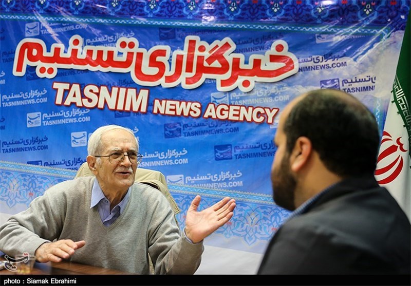 خشت اقتصاد ایران را هاشمی رفسنجانی کج گذاشت 