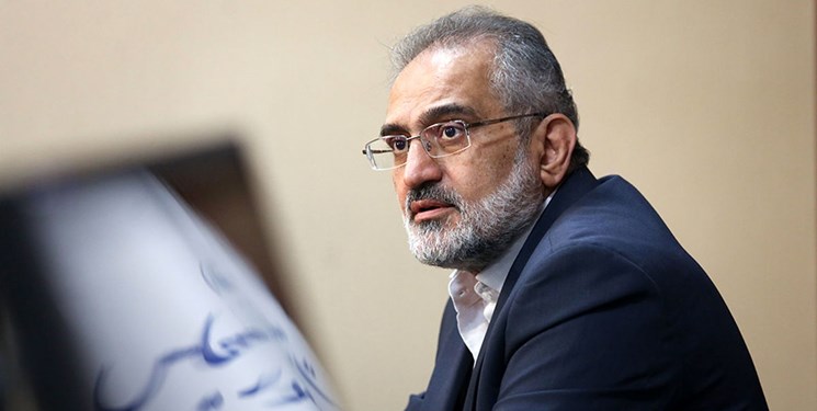 حسینی: امیدوارم یوسف نوری رای بالا بیاورد