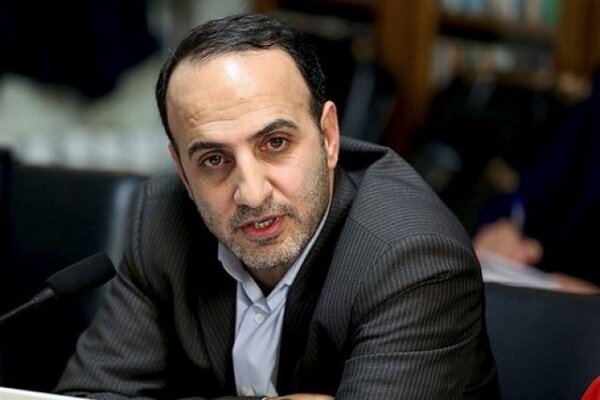 نهادسازی برای تحقق وحدت حوزه و دانشگاه ضروریست