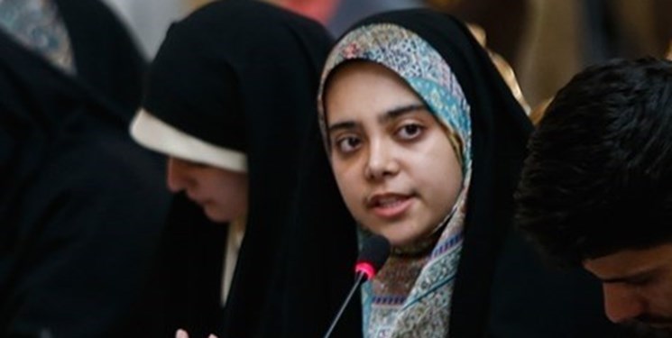 جایگاه رفیع و شایسته زنان در اسلام در مقابل غربگرایان