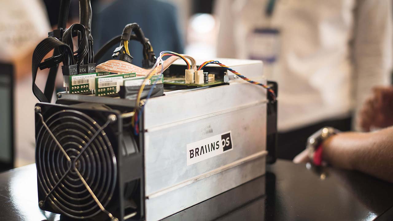 مقایسه دستگاه‌های ماینر موجود در بازار ایران