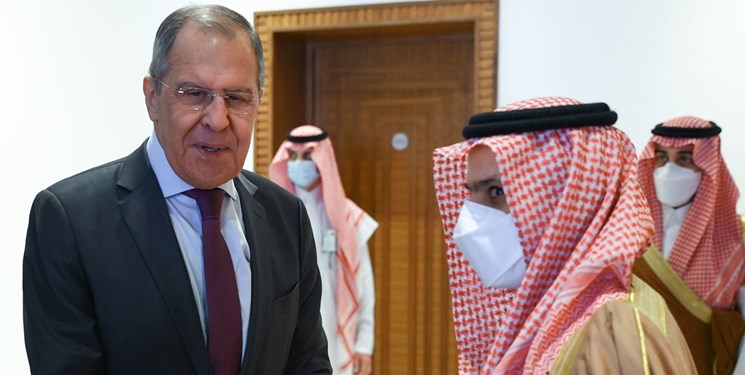 گفتگوی وزرای خارجه عربستان و روسیه درباره اوکراین 