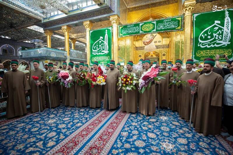 تبریک جالب خادمان حرم مطهر + عکس