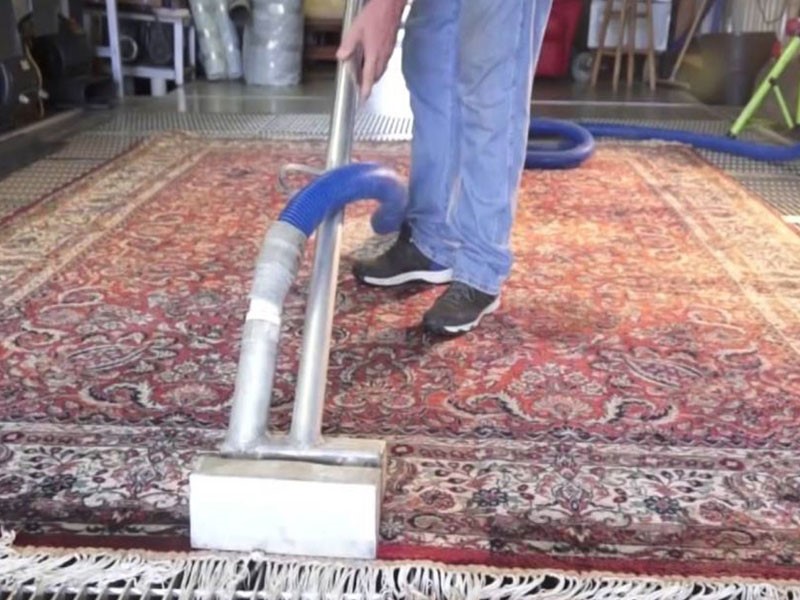 قالیشویی‌های معتبر از چه موادی جهت شستشوی فرش استفاده می‌کنند؟