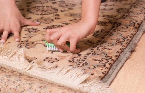 شست و شوی فرش دستباف با شامپو فرش