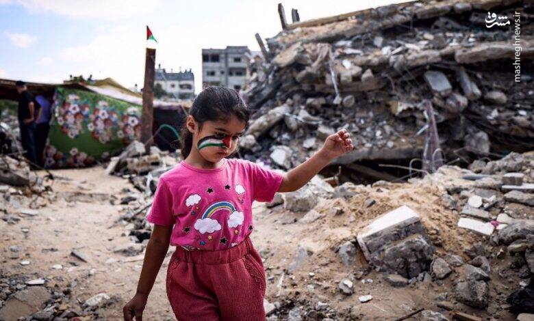  عکس/ زندگی فرشته‌ها در میان آوار