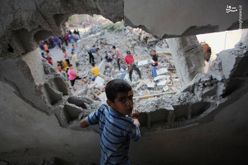  عکس/ زندگی فرشته‌ها در میان آوار