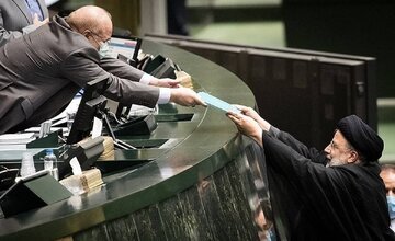  بودجه ۱۴۰۳ مبتنی بر برنامه هفتم توسعه و توجه به واقعیت مسائل است/ با کسب درآمد کسری بودجه مدیریت شد