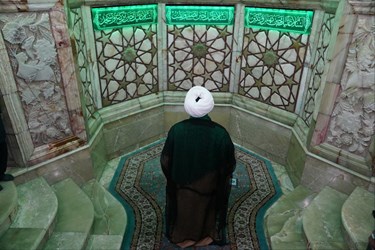 حضور شیخ زکزاکی در مسجد جمکران قم