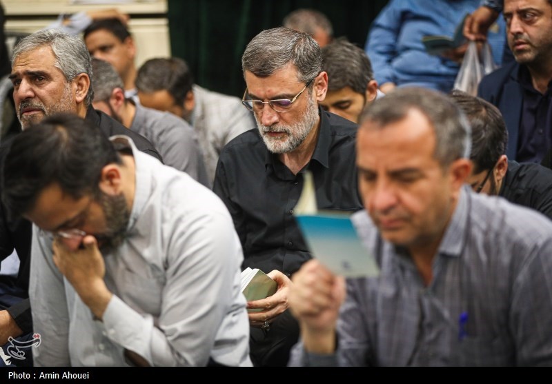  مراسم دعای عرفه در دانشگاه تهران