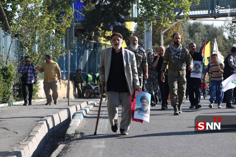  عکس/ سیل جمعیت مومنان در راه مصلای تهران برای اقامه نمازجمعه