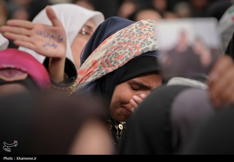 دیدار هزاران نفر از زنان و دختران با رهبر انقلاب