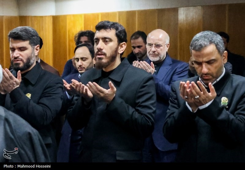 حضور رئیس مجلس در تشییع با شکوه شهدای مقاومت