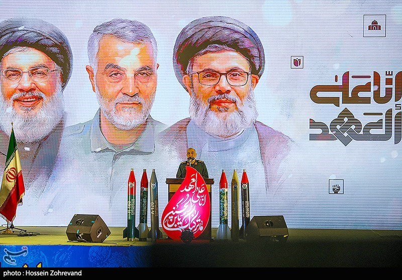 مراسم بزرگداشت شهدای مقاومت در مصلی تهران