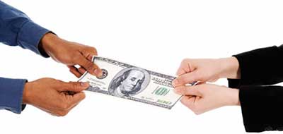 تاثیر روابط مالی زوجین بر زندگی مشترک