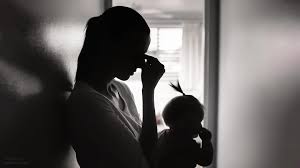 افسردگی پس از زایمان و چالش‌های آن