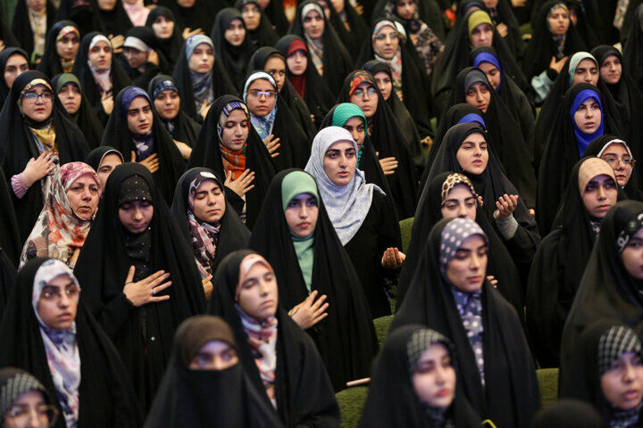 روایتی واقعی در برابر تصویرسازی غربی