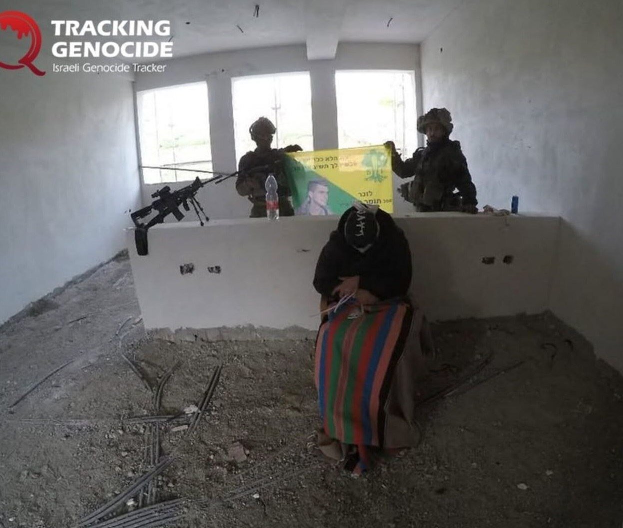 صهیونیست‌ها از زنان به عنوان سپر انسانی استفاده می‌کنند | عکس