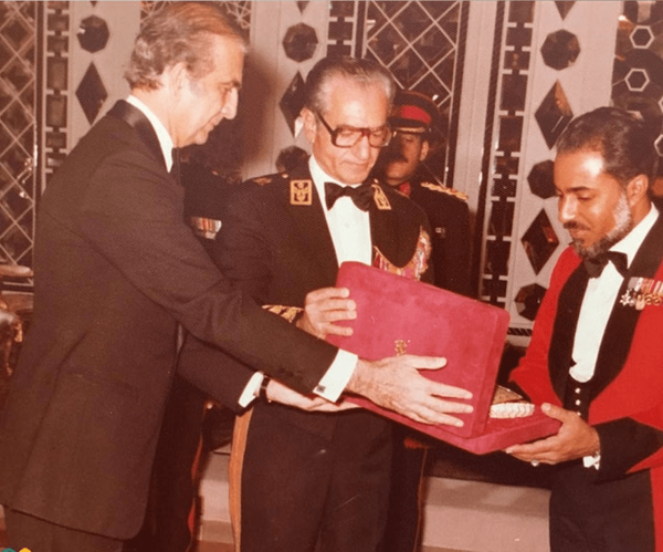 بیغیرتی شاه نسبت به دختران ایرانی